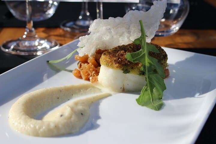 Paris Bustronome Gourmet Sightseeing Dinner on a Panoramic Bus