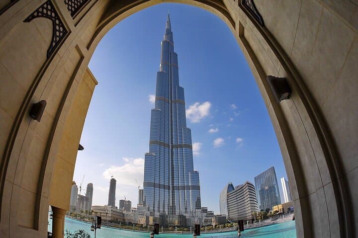 Dubai City Tour in Private Luxury Car