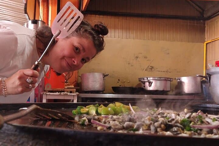 Mexico City: Hidden Markets, Street Food & Salsa Traditions