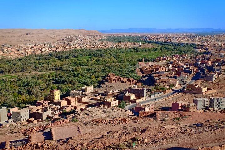 3 Days 2 Nights Desert Tour from Fes to Marrakech via erg Chebbi