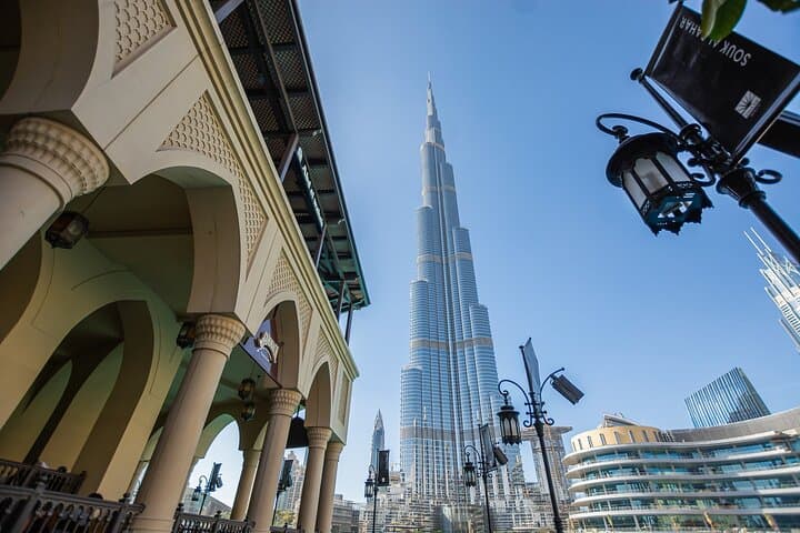 Burj Khalifa Tickets at the top (Level 124 and 125)