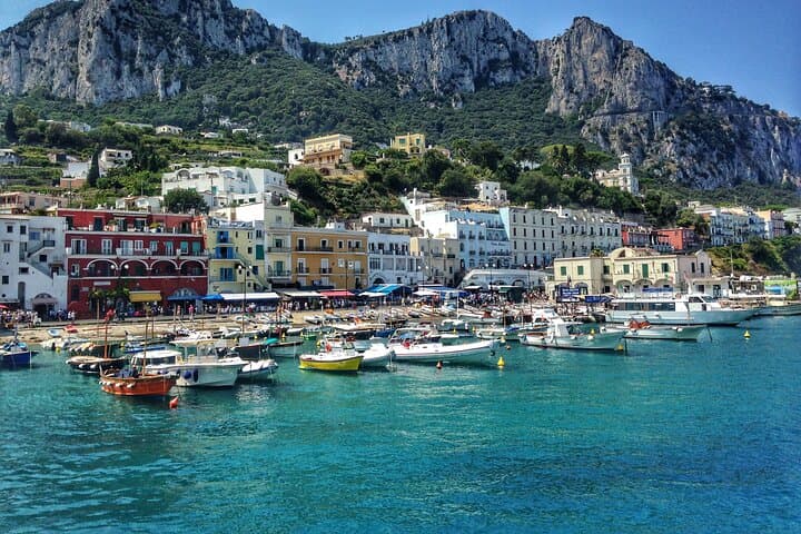 Full-Day Capri Tour with Hydrofoil and Pick Up