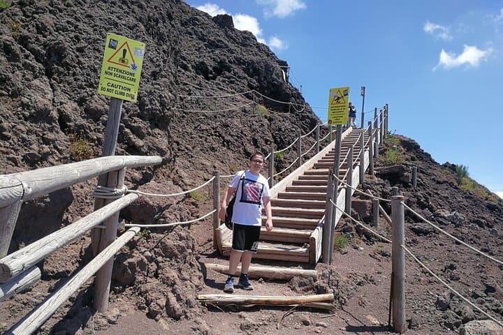 Vesuvius Shore Tour and Pompeii Site