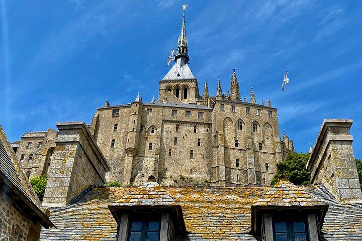 2-day Private Mont Saint-Michel, 3 Loire Castles, D-Day Express