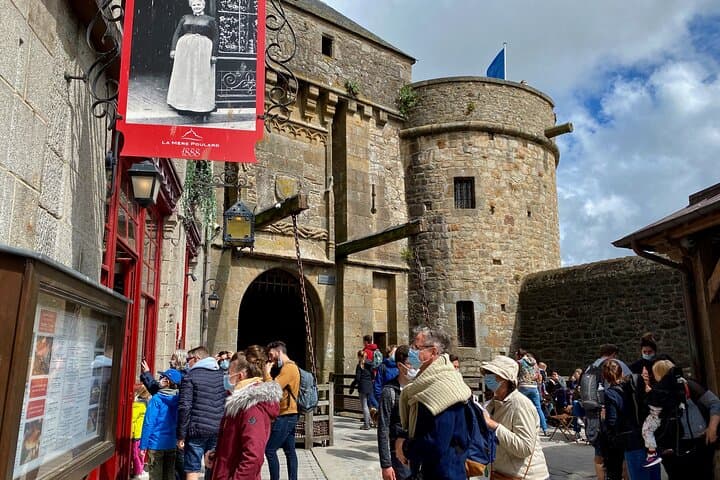 Private Mont Saint-Michel, Normandy D-Day Express trip from Paris