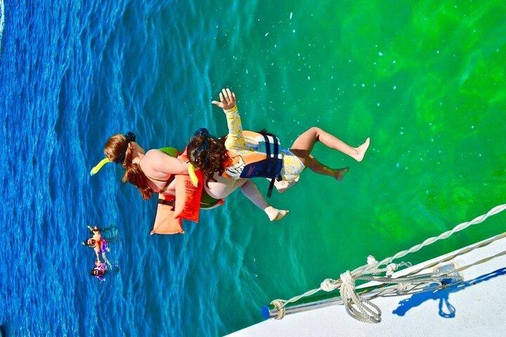 Snorkeling Catamaran Tour at Santa Maria Bay