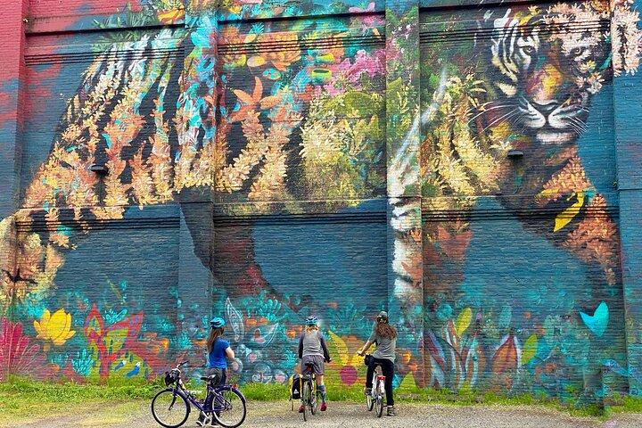Viator Exclusive: Street Art of Portland 2-Hour Bike Tour