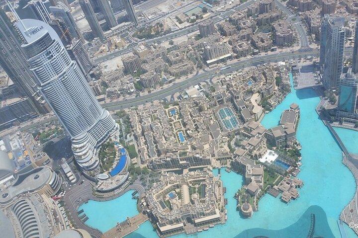 Burj Khalifa Tour in Dubai