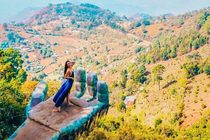 Hobbitenango & Antigua Shared Day Tour