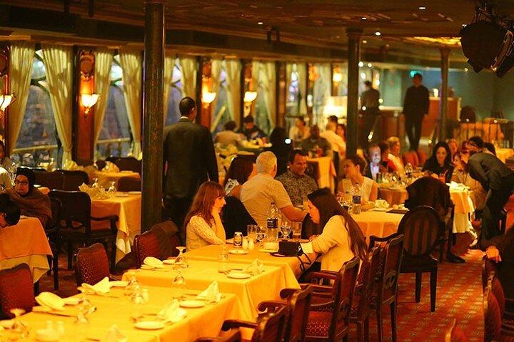 Tour To Pyramids Of Giza, Museum Visit & Dinner Cruise Combo