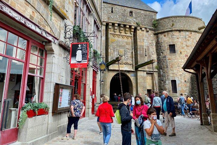 Mont Saint-Michel Small-group 2 to 7 people from Paris