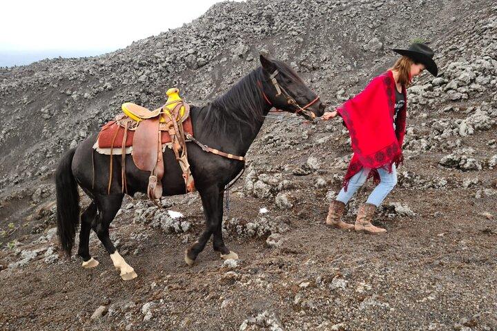 Pacaya Volcano Luxury Sunset Horseback Riding Tour/ Dinner Cooked by-Lava Chef