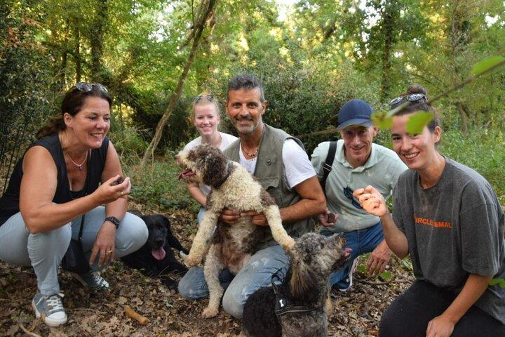 Truffle Hunting Experience Siena Tartufi