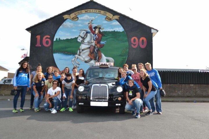 Award Winning Exclusive 2 Hr Private Belfast Black Taxi Cab Tour