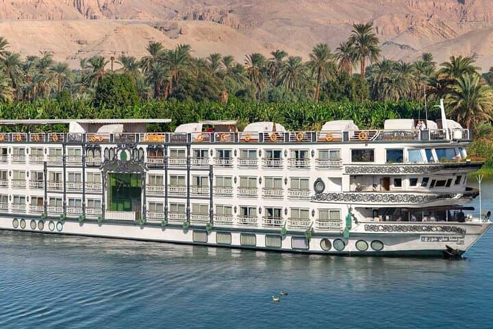 Private 5-Day Luxury Nile Cruise from Luxor to Aswan with Guide