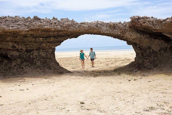 Full-Day Blue Lagoon and Sandbank Boat Tour from Zanzibar ( Safari blue)