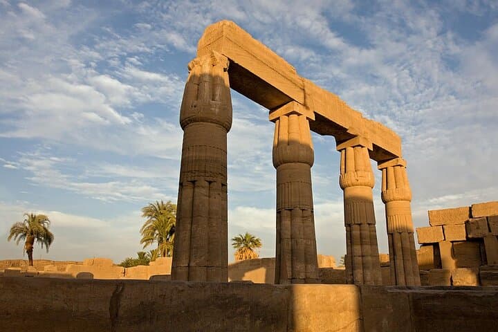 Full day to Dendara and Abydos temples