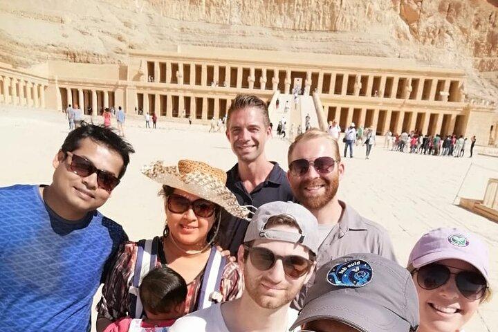 Cairo: Amazing Overnight Tour to Luxor By Plane with 5 *Hotel & Entrance Fees
