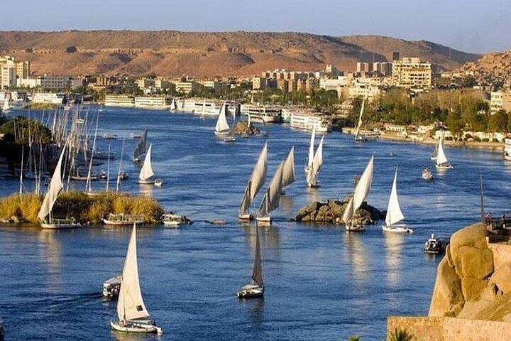 Egypt Tour 8 nights: Cairo, Luxor, Aswan, Abu Simbel, Nile Cruise, Air Balloon