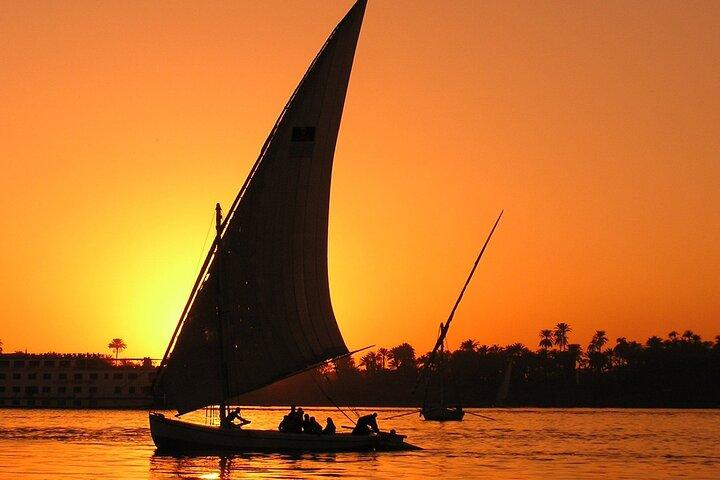Cairo Full City Tour Felucca Ride and Shopping To Old Markets