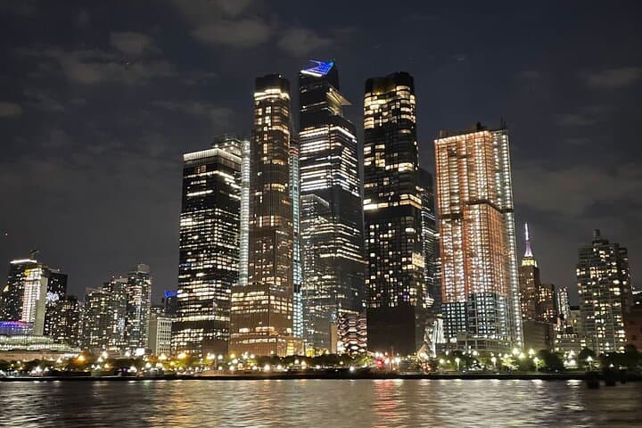 New York City Bright Lights Skyline Cruise on Yacht
