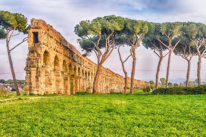 The ancient aqueducts of Rome