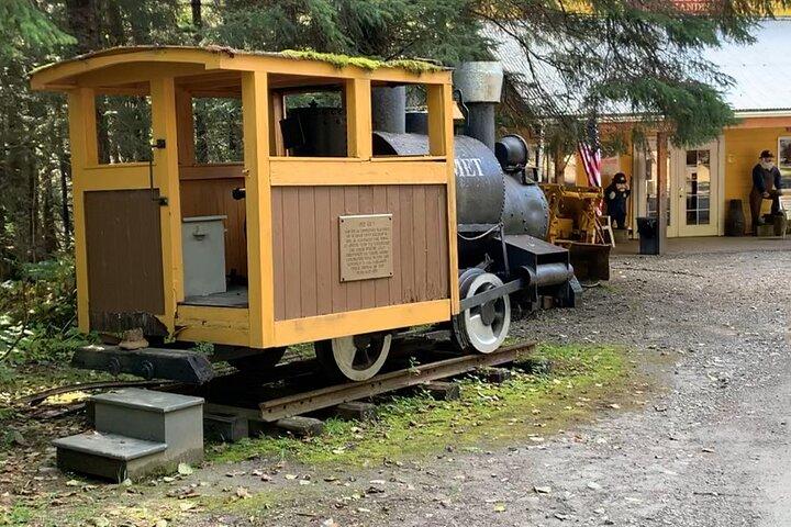 Juneau Underground Gold Mine and Panning Experience