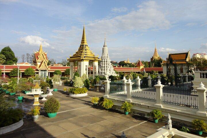 Full Day Phnom Penh-Culture and Genocide History Tour