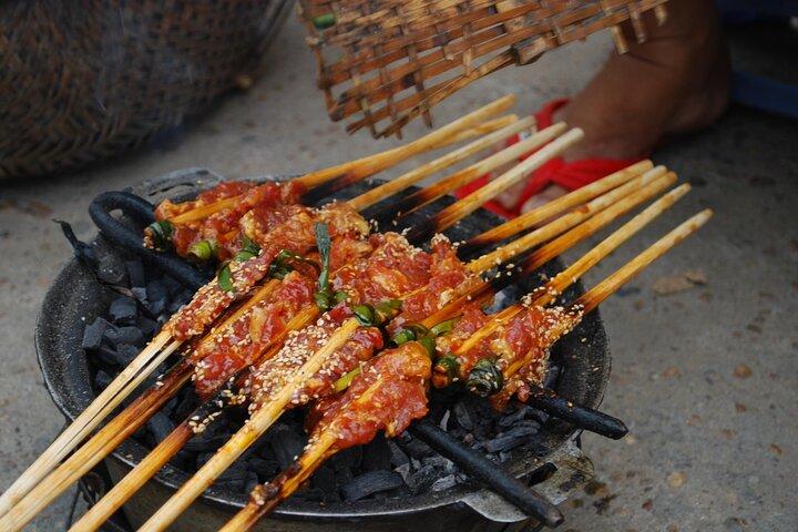 Hanoi Half-Day Street Food Walking Tour and Cultural Experience