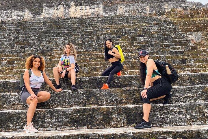 Xunantunich and Cave Tubing Combo Tour from San Ignacio