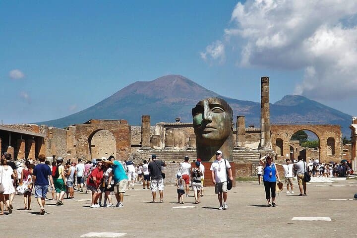 Small Group Pompeii & Mt. Vesuvius Tour: Day Trip with Pickup