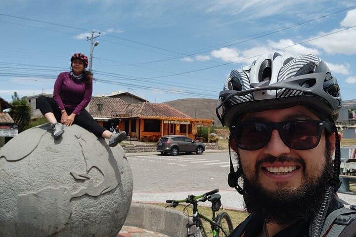 Small-group Otavalo market and Middle of the World Mountain Bike Tour from Quito