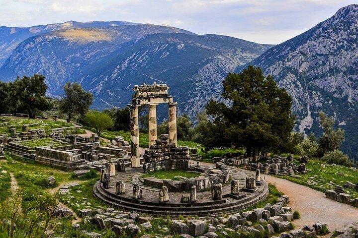 2 Days Peloponnese Tour : Ancient Olympia - Corinth, Mycenae Nafplio Epidaurus
