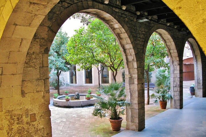 Full-Day Barcelona Tour by Sidecar Motorcycle