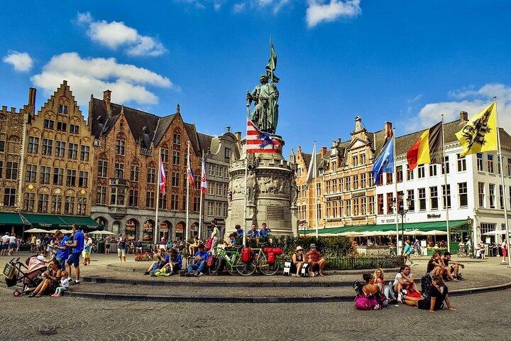 Private Bruges 10 Tastings Tour from Paris by Minivan
