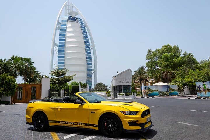 Dubai Cabrio Tour: Guided Tour of Top Sights in a Convertible Car