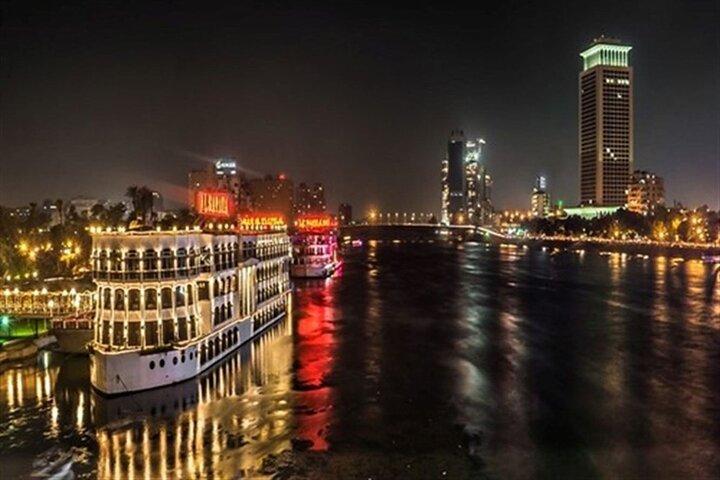 Private Cairo Dinner Cruise With Belly Dancer Show