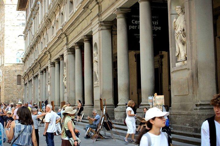Florence: Uffizi Gallery Audio Guided Tour led by Tour Leader