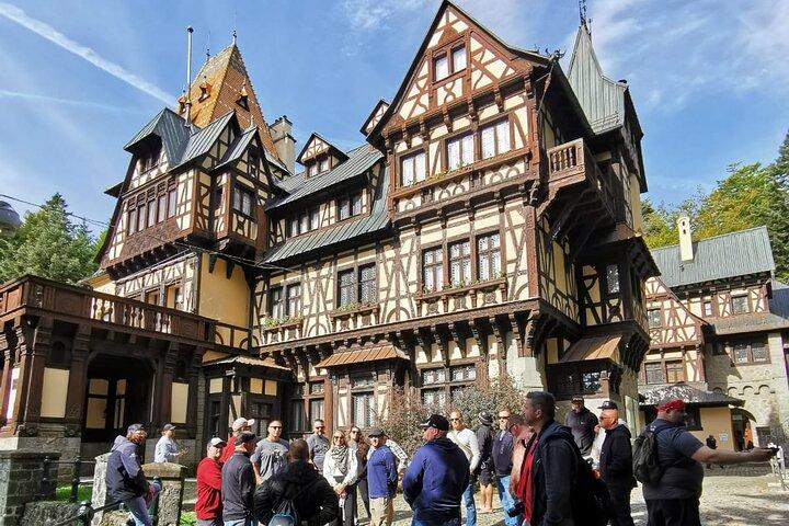 Small-group Day trip from Bucharest to Brasov & Dracula's Castle
