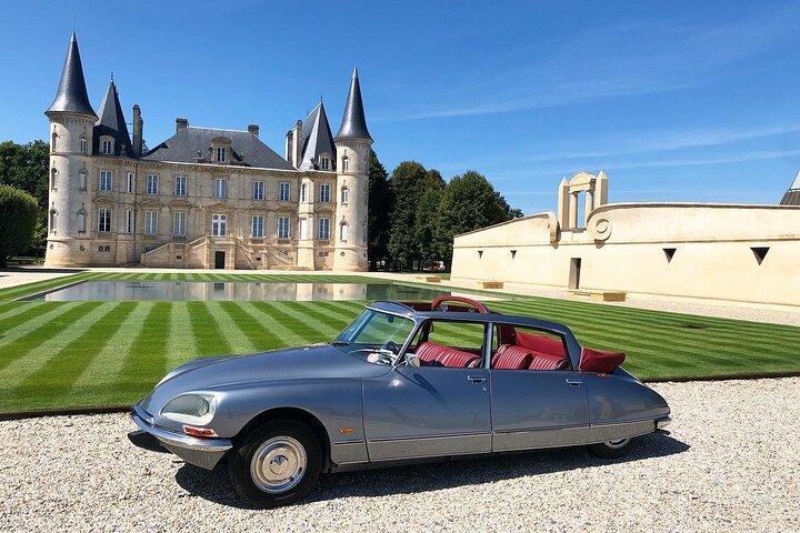 Médoc luxury wine tour aboard a Citroën DS Limousine Convertible