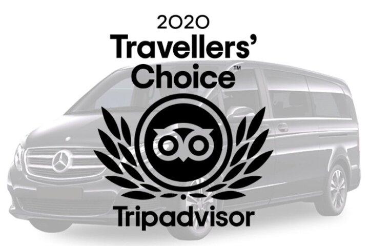 Private Transfer from Sunshine Coast Airport to Noosa 7 seater + Luggage Trailer