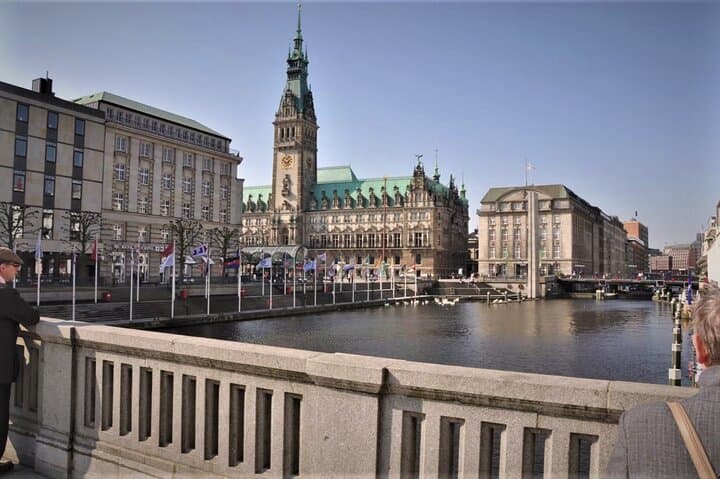 Tourist Excursion - Free Tour - Historic Center-Hamburg Walking