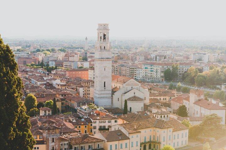 Private Full-Day Tour to Verona and Lago di Garda from Milan