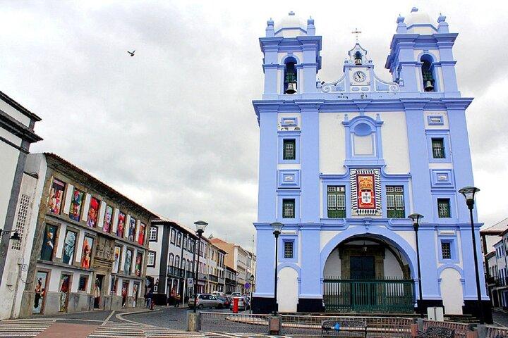 Angra do Heroísmo by foot