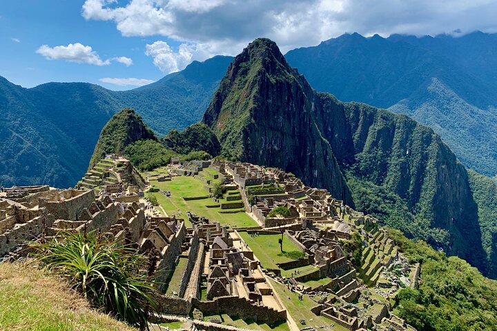 Sacred Valley Machu Picchu Tour (2 Days)