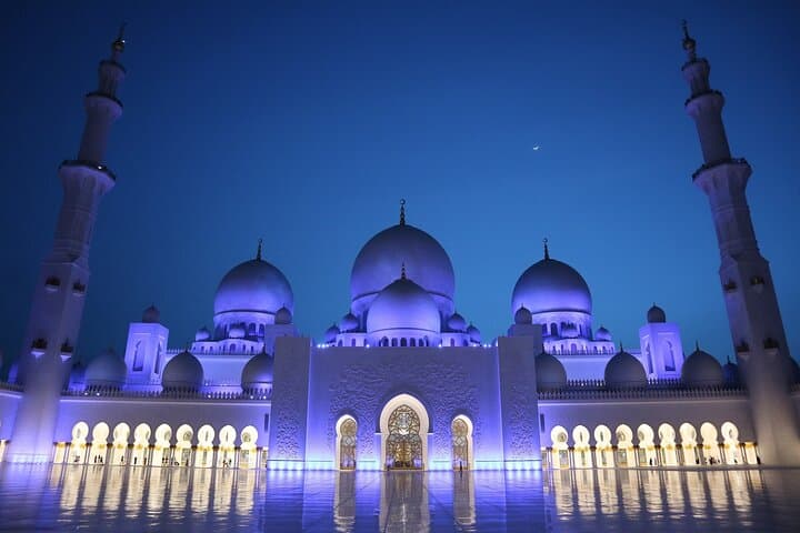 From Dubai: Abu Dhabi Full-Day Trip with Louvre & Mosque