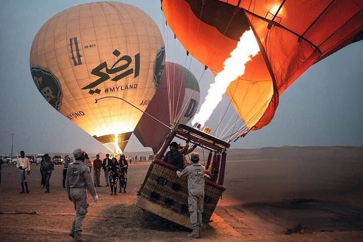 Enjoy Dubai Hot Air Balloon Views From Dubai ( Standard )