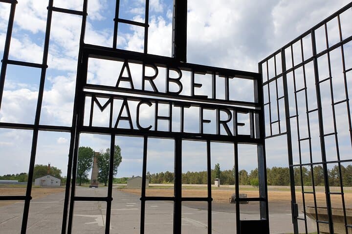 Sachsenhausen Concentration Camp - Tour in Italian