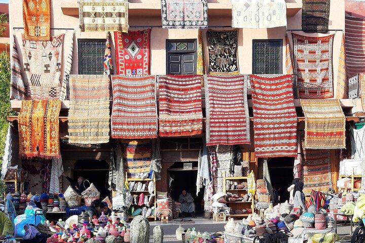 Skip-the-Line : Marrakech Medina & Souks Tour with Entry Tickets