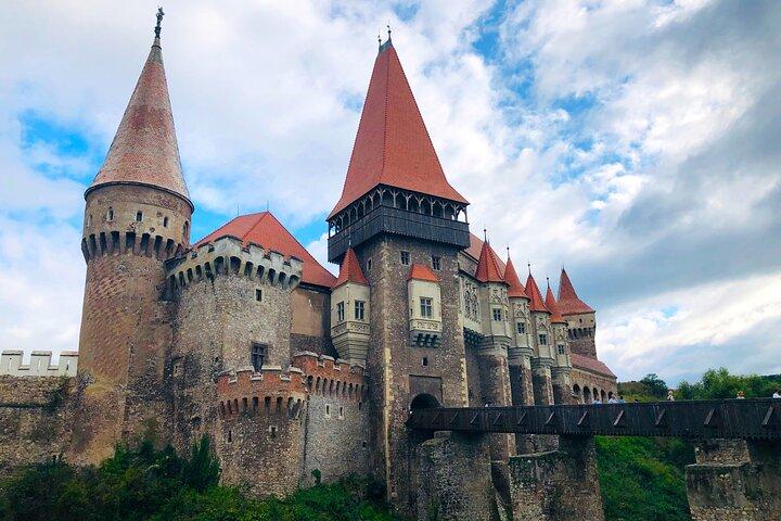 Day Trip to Turda Salt Mine and Corvin Castle from Timisoara
